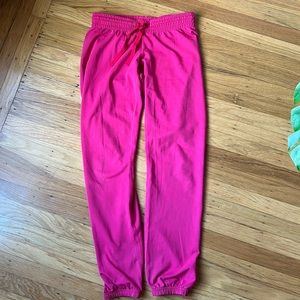 LULULEMON ~Feel Good Pant Size 4 Slim Fit Low Rise